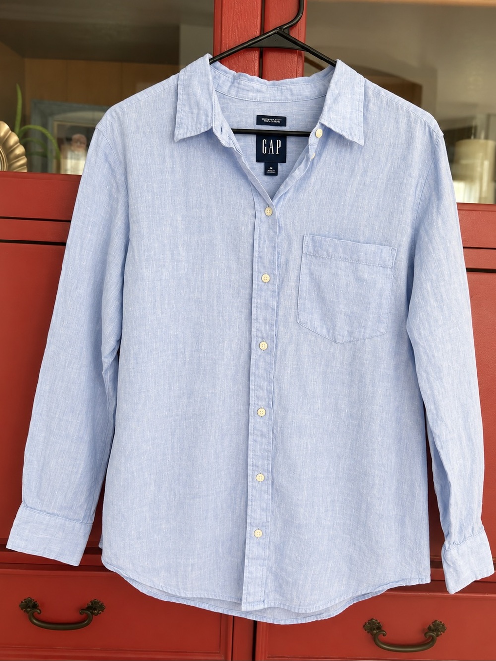 GAP Light Blue 100% linen Casual Button-Down Shirt